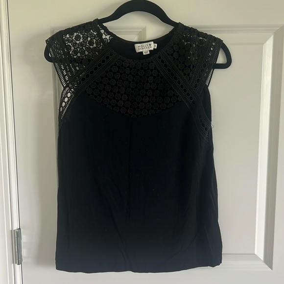 Molly Braken Black Lace Detail Sleeveless Blouse Top Size Small - Picture 1 of 7